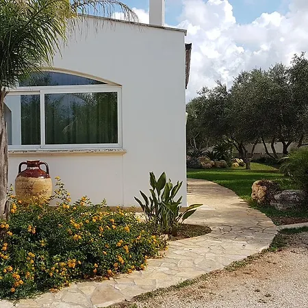 Dimora Nel Salento * מונטרוני די לצ'ה